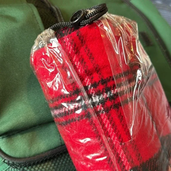 Wine To Go Bundle- PicnicTime Wine Pack Glasses & Outdoor Blanket & Accessories - Picture 13 of 14